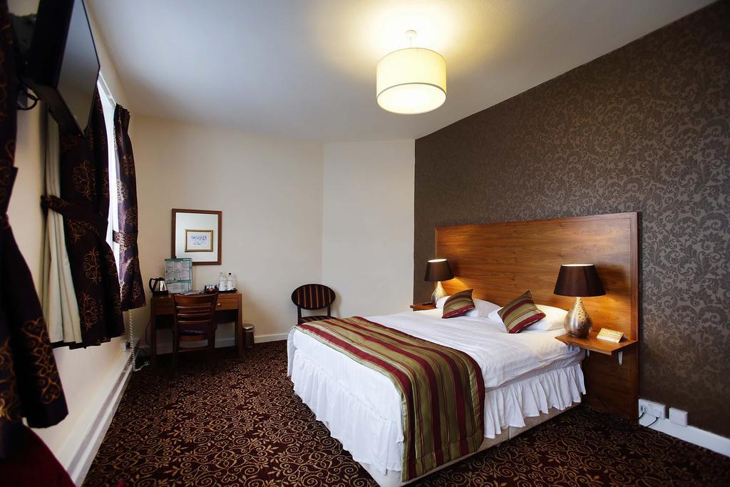 The Three Tuns Hotel Wetherspoon Thirsk Zimmer foto